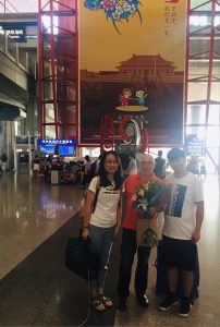 Jing welcomes D. Rittel in Beijing airport